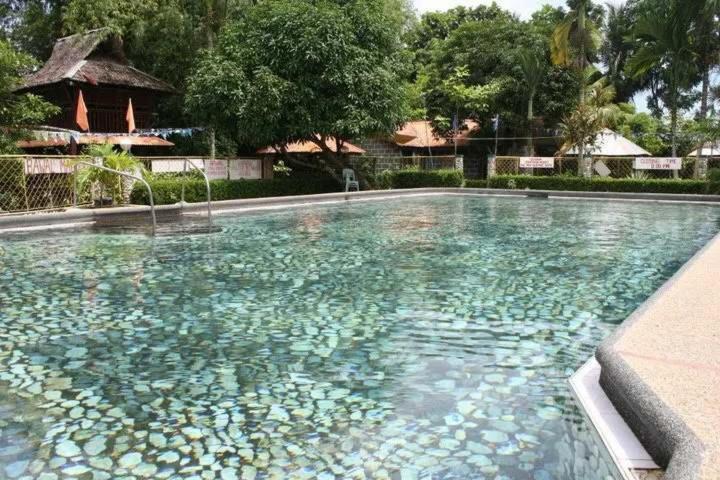 Pantropi-Coco Farm Hotel Calapan Exterior photo